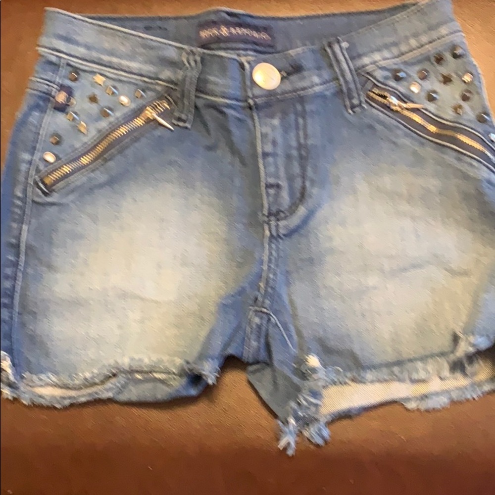 Shorts never worn